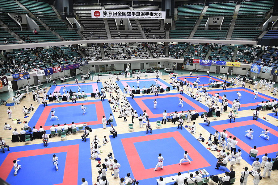 Read more about the article 第9回全国空手道選手権大会の報告