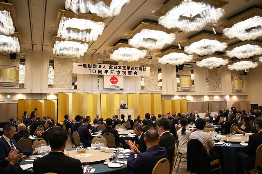 You are currently viewing 創立10周年記念祝賀会を開催